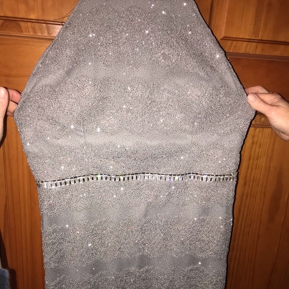 Dress - Picture 3 of 5